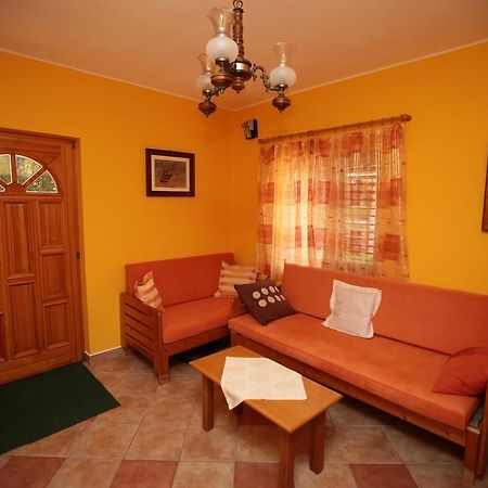 Lonci Apartman Zalakaros Buitenkant foto