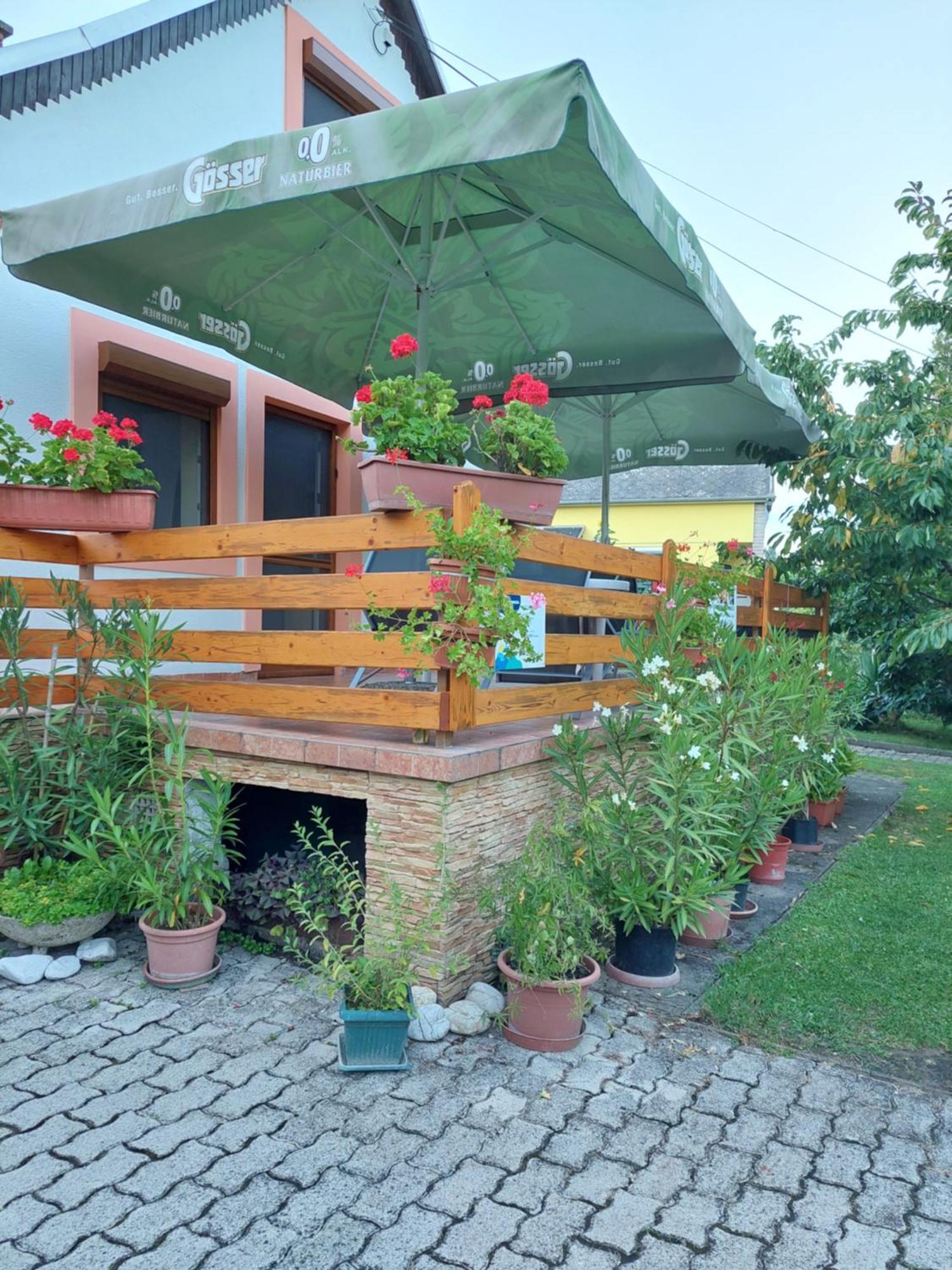 Lonci Apartman Zalakaros Buitenkant foto