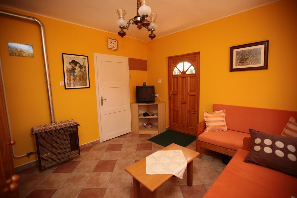 Lonci Apartman Zalakaros Buitenkant foto